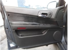 Recambio de guarnecido puerta delantera izquierda para ssangyong actyon 2.0 td cat referencia OEM IAM 7221809000  