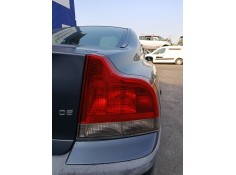 Recambio de piloto trasero derecho para volvo s60 i (384) d5 referencia OEM IAM 8664080  