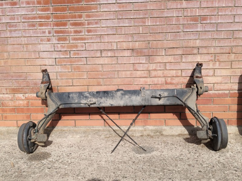Recambio de puente trasero para renault express furgoneta/monovolumen (f40_, g40_) 1.4 (f402) referencia OEM IAM 7701466736  