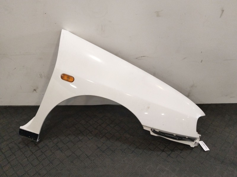 Recambio de aleta delantera derecha para seat ibiza ii (6k1) 1.6 i referencia OEM IAM   