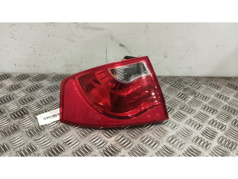 Recambio de piloto trasero izquierdo para seat exeo (3r2) 2.0 tdi referencia OEM IAM 3R5945095C  