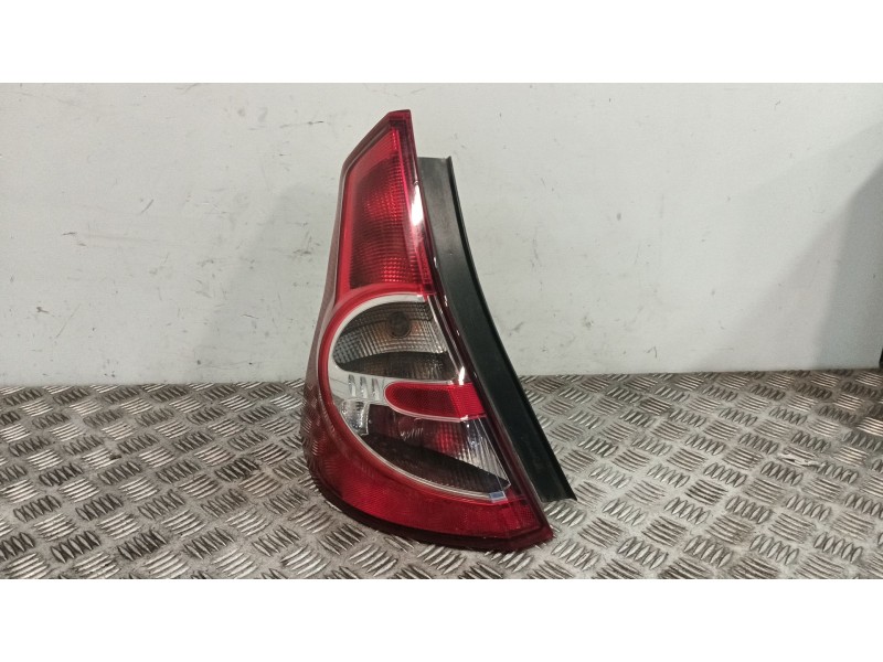 Recambio de piloto trasero izquierdo para dacia sandero (bs_) 1.5 dci referencia OEM IAM 8200734825  