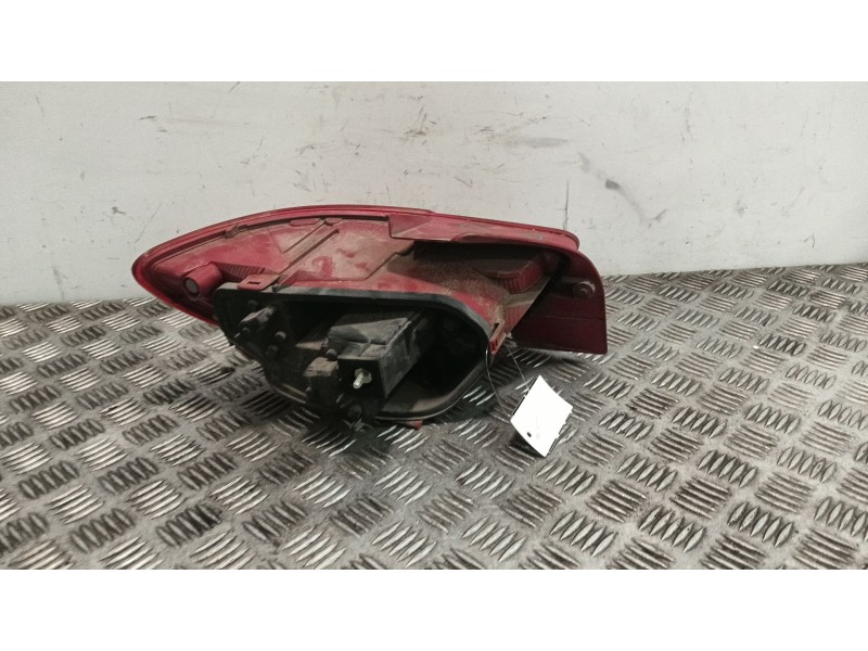 Recambio de piloto trasero derecho para seat ibiza iv (6j5, 6p1) 1.6 tdi referencia OEM IAM 6J3945096  