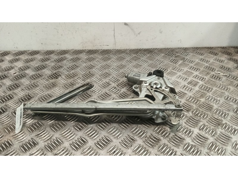 Recambio de elevalunas delantero derecho para toyota yaris (_p9_) 1.33 vvt-i (nsp90_) referencia OEM IAM 8571052030  