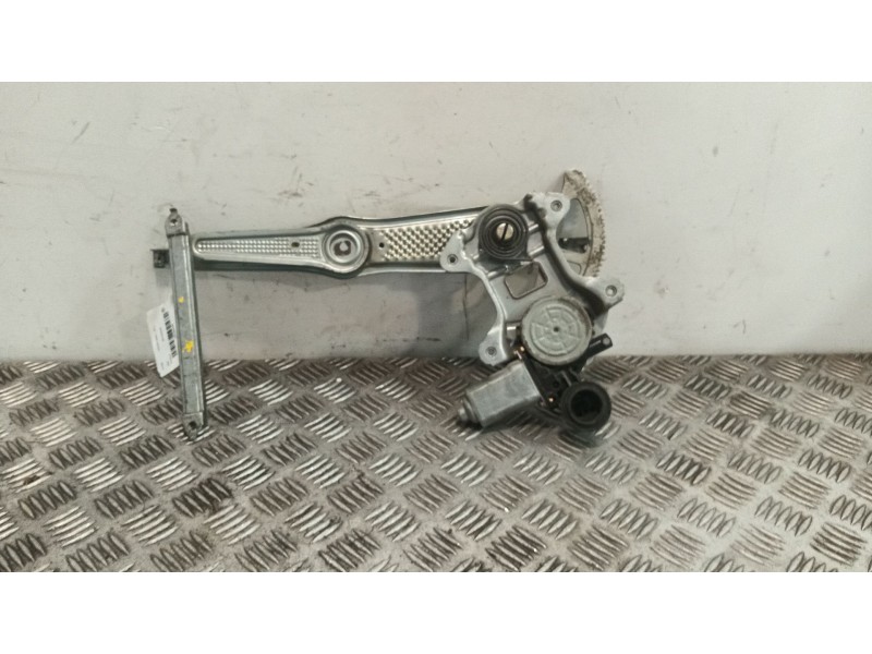 Recambio de elevalunas delantero derecho para toyota yaris (_p9_) 1.33 vvt-i (nsp90_) referencia OEM IAM 8571052030  