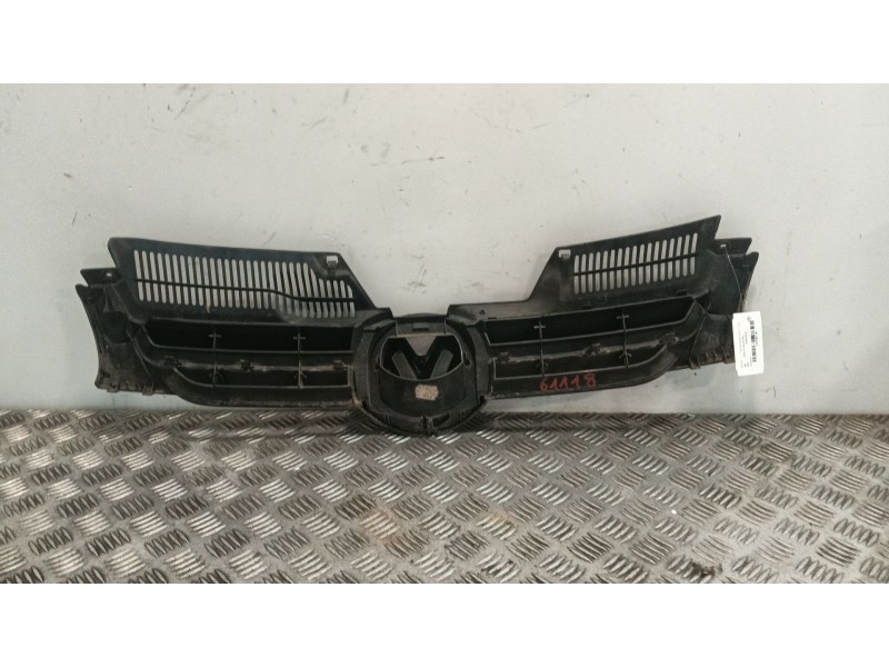 Recambio de rejilla delantera para volkswagen golf v (1k1) 1.9 tdi referencia OEM IAM 1K0853651A  