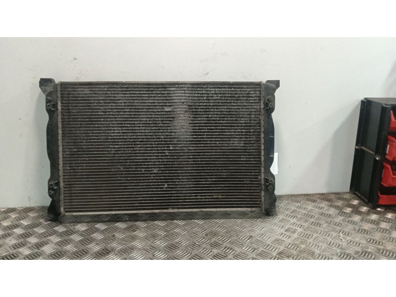 Recambio de radiador agua para audi a4 b6 (8e2) 1.9 tdi referencia OEM IAM 8E0121251A  