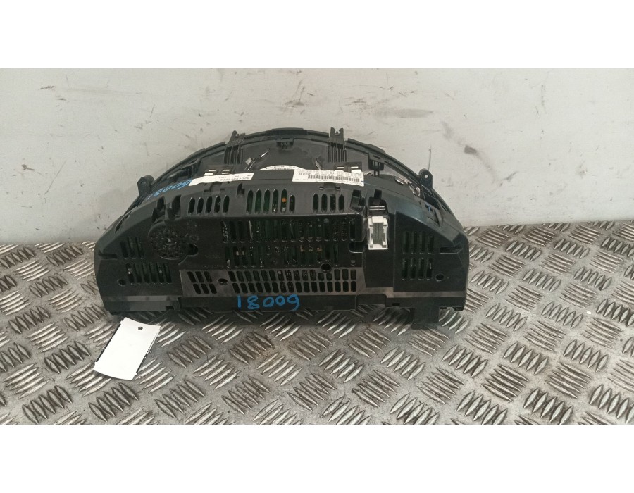 Recambio de cuadro instrumentos para mercedes-benz clase c (w204) c 200 cdi (204.001) referencia OEM IAM 20468037879F45  