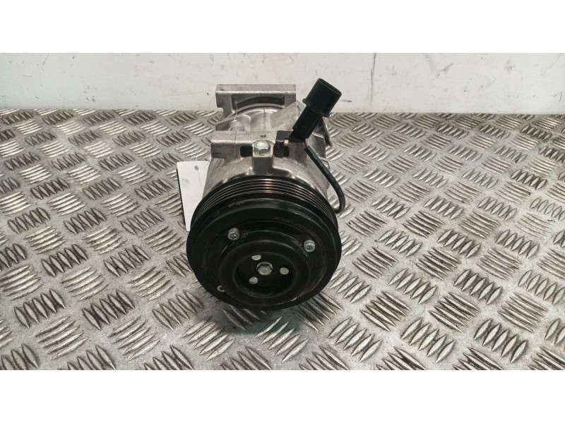 Recambio de compresor aire acondicionado para kia rio iii (ub) 1.25 cvvt referencia OEM IAM 977011W110  
