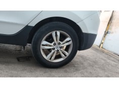 Recambio de paso de rueda trasero izquierdo para hyundai ix35 (lm, el, elh) 1.6 referencia OEM IAM 868232Y000  