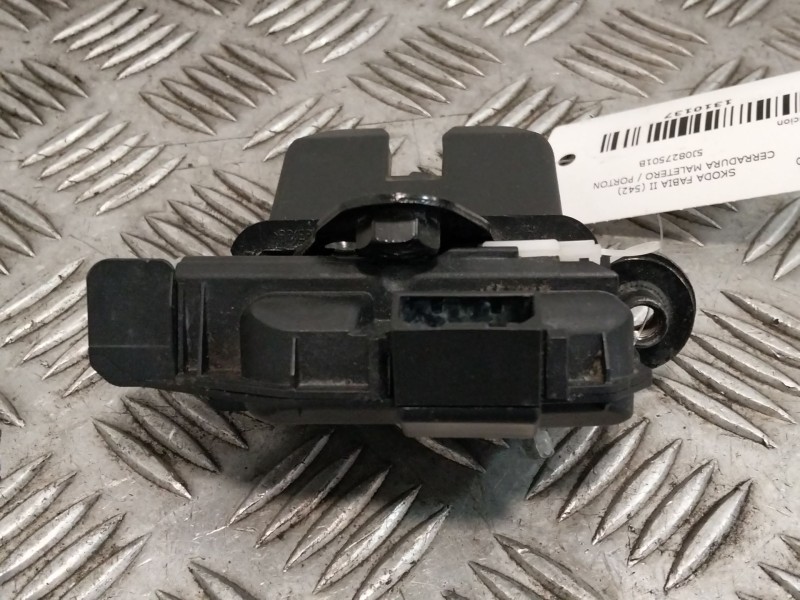 Recambio de cerradura maletero / porton para skoda fabia ii (542) 1.4 referencia OEM IAM 5J0827501B  