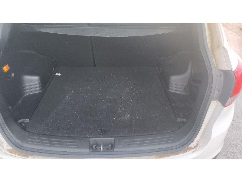Recambio de moqueta maletero para hyundai ix35 (lm, el, elh) 1.6 referencia OEM IAM 857202S1009P  