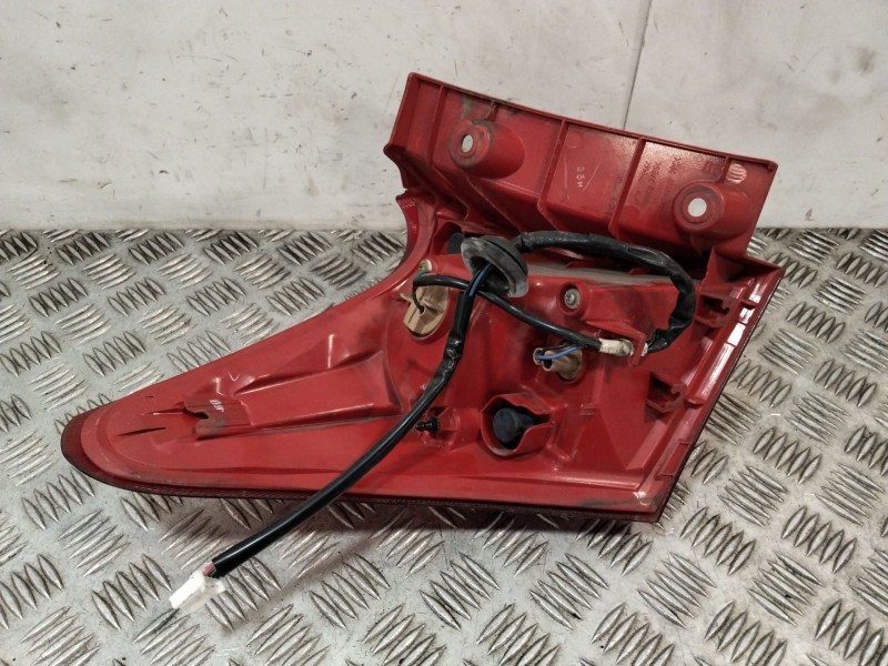 Recambio de piloto trasero derecho para toyota auris (_e18_) 1.6 (zre181_, zre185_) referencia OEM IAM 8155102740  
