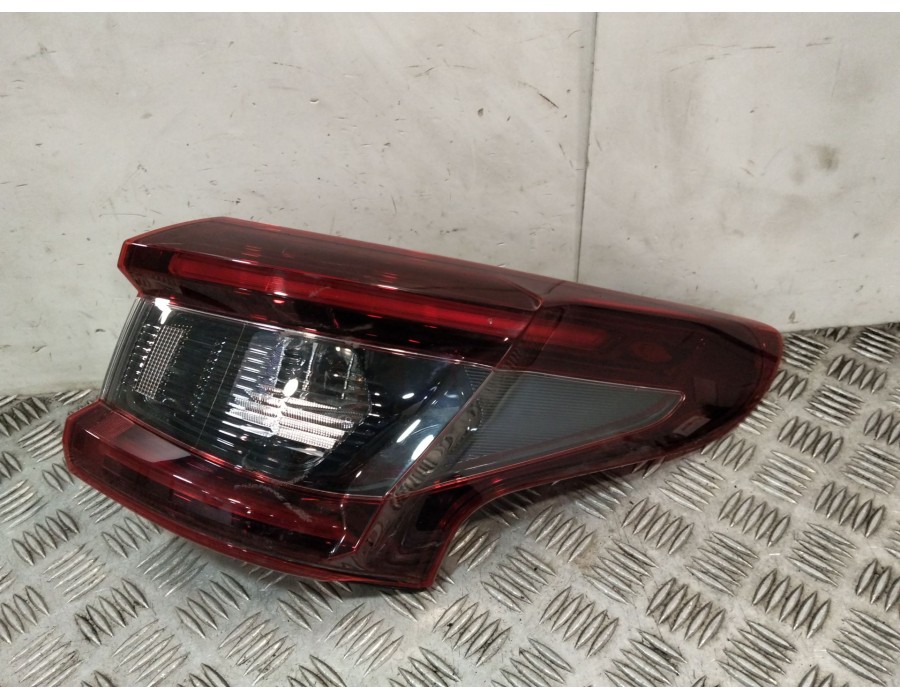 Recambio de piloto trasero derecho para nissan qashqai ii (j11, j11_) 1.2 dig-t referencia OEM IAM 26550  