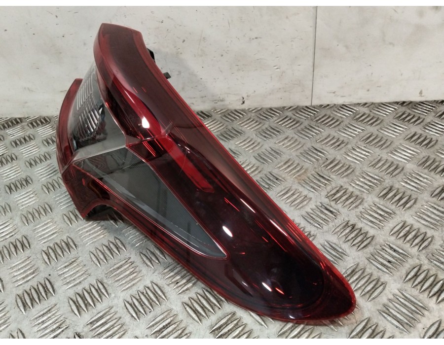 Recambio de piloto trasero derecho para nissan qashqai ii (j11, j11_) 1.2 dig-t referencia OEM IAM 26550  