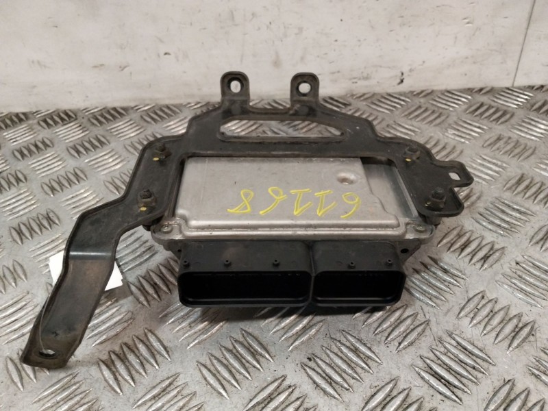 Recambio de centralita motor uce para hyundai ix35 (lm, el, elh) 1.6 referencia OEM IAM 391102BAG  