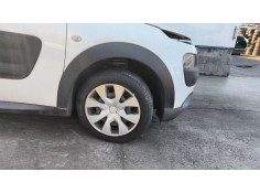 Recambio de paso de rueda delantero derecho para citroën c4 cactus 1.2 vti 82 referencia OEM IAM 9805615480  