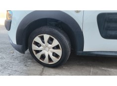 Recambio de paso de rueda delantero izquierdo para citroën c4 cactus 1.2 vti 82 referencia OEM IAM 9805615080  