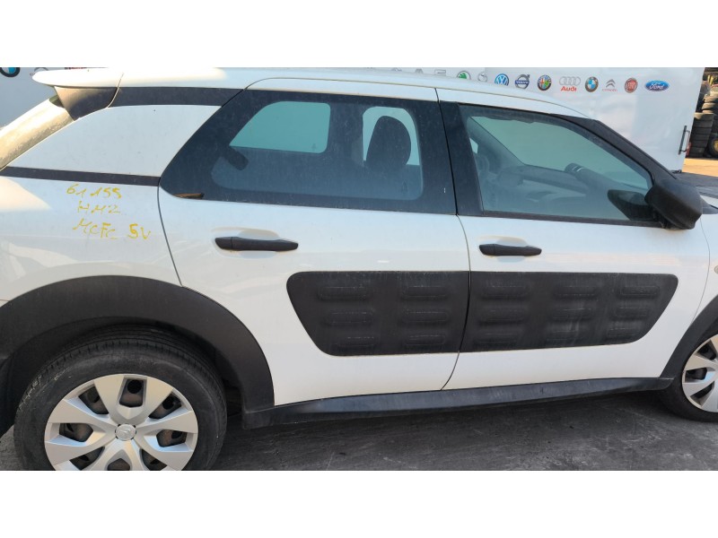 Recambio de puerta trasera derecha para citroën c4 cactus 1.2 vti 82 referencia OEM IAM 9801070080  