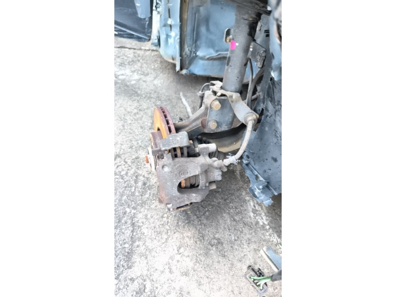 Recambio de mangueta delantera derecha para renault clio iv (bh_) 0.9 tce 90 referencia OEM IAM 400140589R  