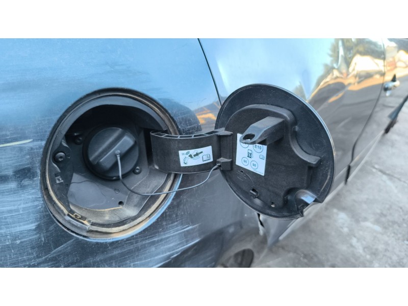 Recambio de deposito combustible para renault clio iv (bh_) 0.9 tce 90 referencia OEM IAM 172031920R  