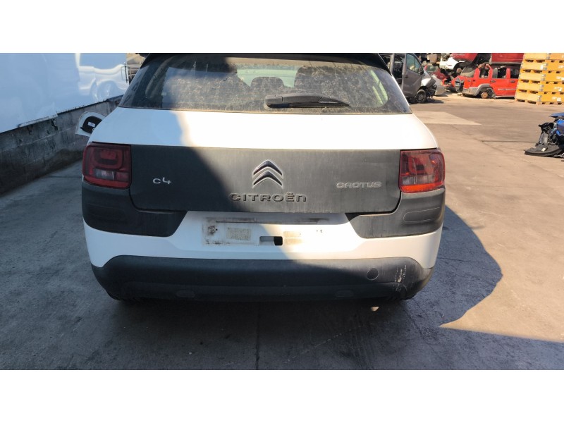 Recambio de paragolpes trasero para citroën c4 cactus 1.2 vti 82 referencia OEM IAM 1611428480  