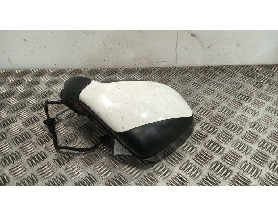Recambio de retrovisor derecho para citroën c3 picasso (sh_) 1.6 hdi 90 referencia OEM IAM 8153XP  