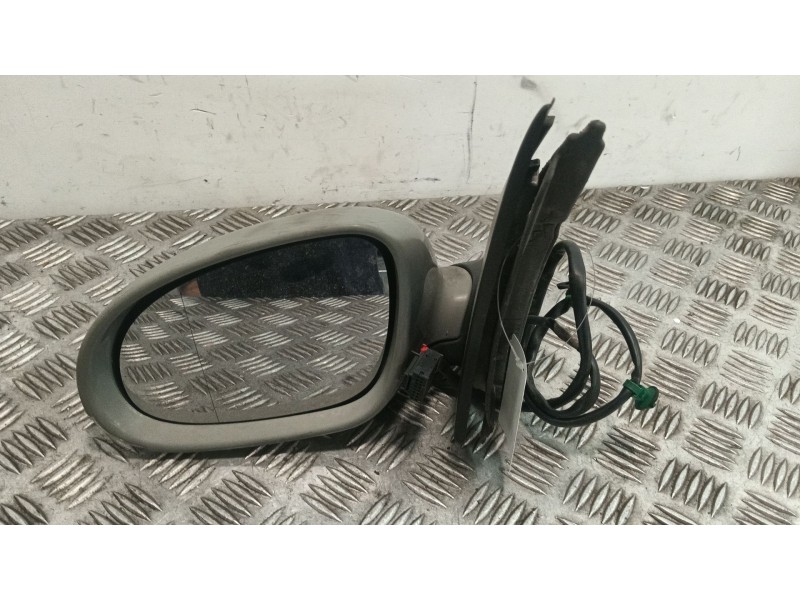 Recambio de retrovisor izquierdo para volkswagen golf v (1k1) 2.0 tdi 16v referencia OEM IAM E13010880  