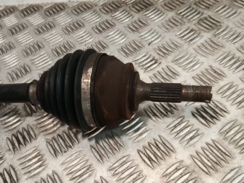 Recambio de transmision delantera derecha para citroën c3 iii (sx) 1.2 thp 110 referencia OEM IAM 9801048680  