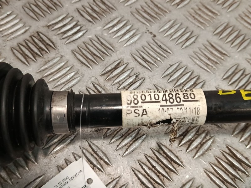 Recambio de transmision delantera derecha para citroën c3 iii (sx) 1.2 thp 110 referencia OEM IAM 9801048680  