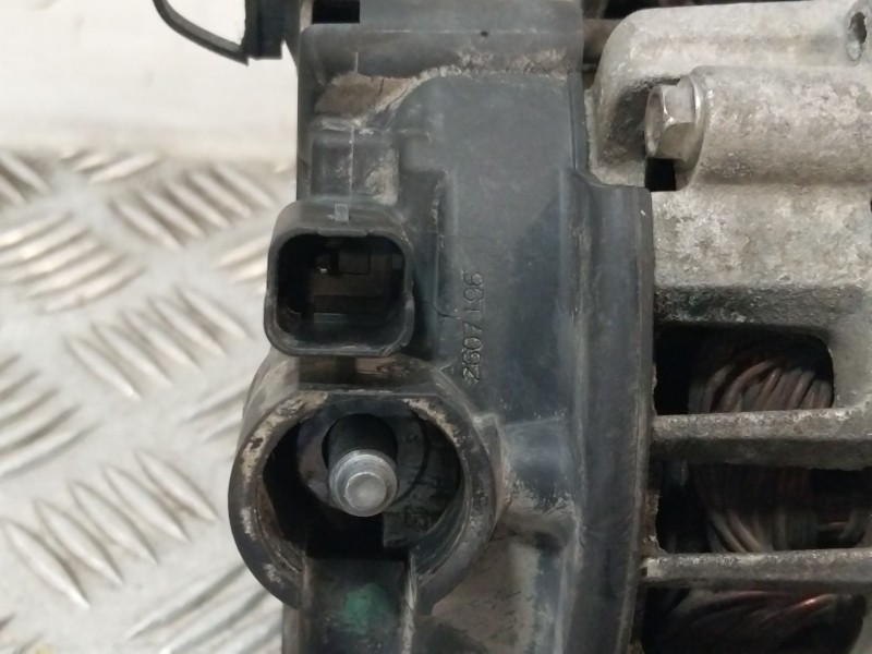 Recambio de alternador para peugeot partner furgoneta/monovolumen 1.6 hdi 16v 4x4 referencia OEM IAM 9678048880 5702J9 