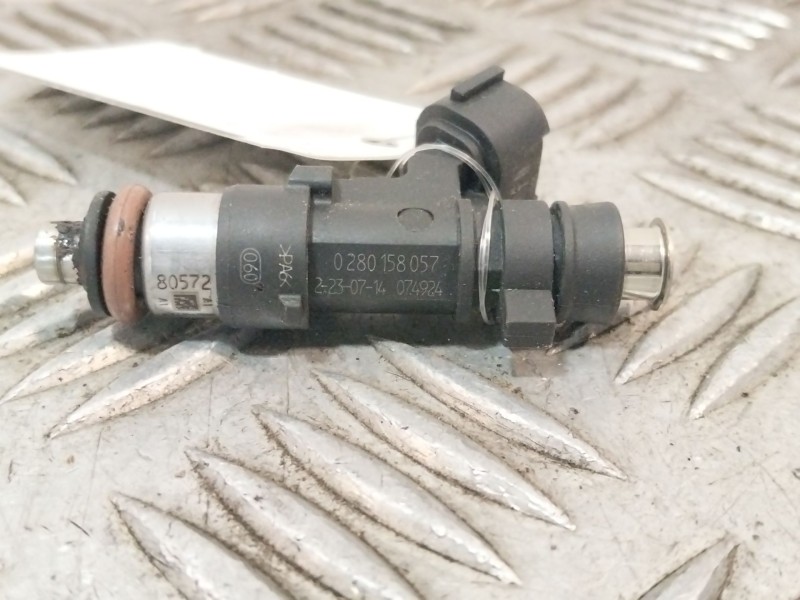 Recambio de inyector para citroën c4 i (lc_) 1.6 16v referencia OEM IAM 9650764780  