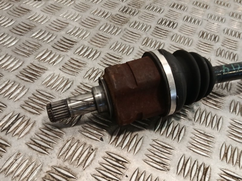 Recambio de transmision delantera izquierda para opel combo furgón/monospace 1.3 cdti 16v referencia OEM IAM 95516446  