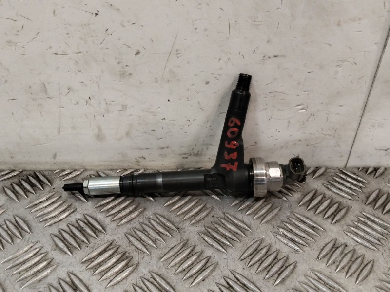 Recambio de inyector para opel combo tour 1.7 cdti 16v referencia OEM IAM 89731386  