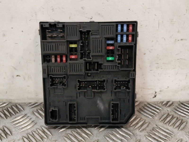 Recambio de caja reles / fusibles para nissan qashqai ii (j11, j11_) 1.2 dig-t referencia OEM IAM 284B75NA1A  