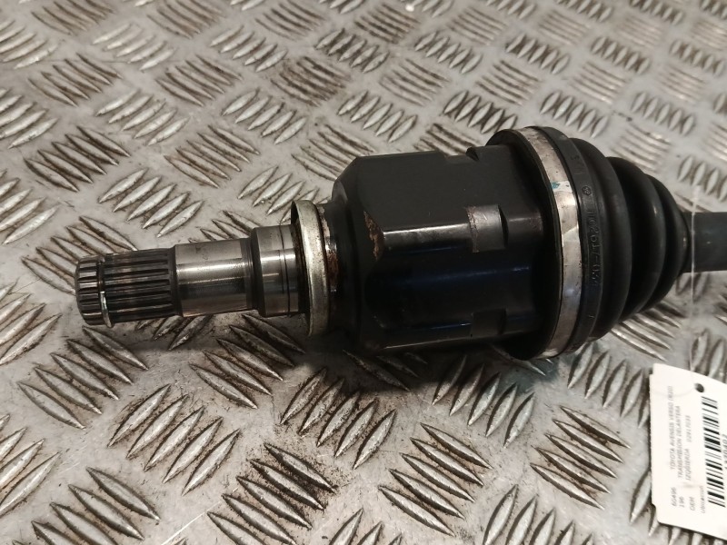 Recambio de transmision delantera izquierda para toyota avensis verso (m20) referencia OEM IAM 02917035  
