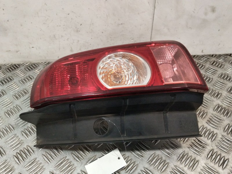 Recambio de piloto trasero derecho para dacia duster (hs_) 1.5 dci referencia OEM IAM 085511996RB  