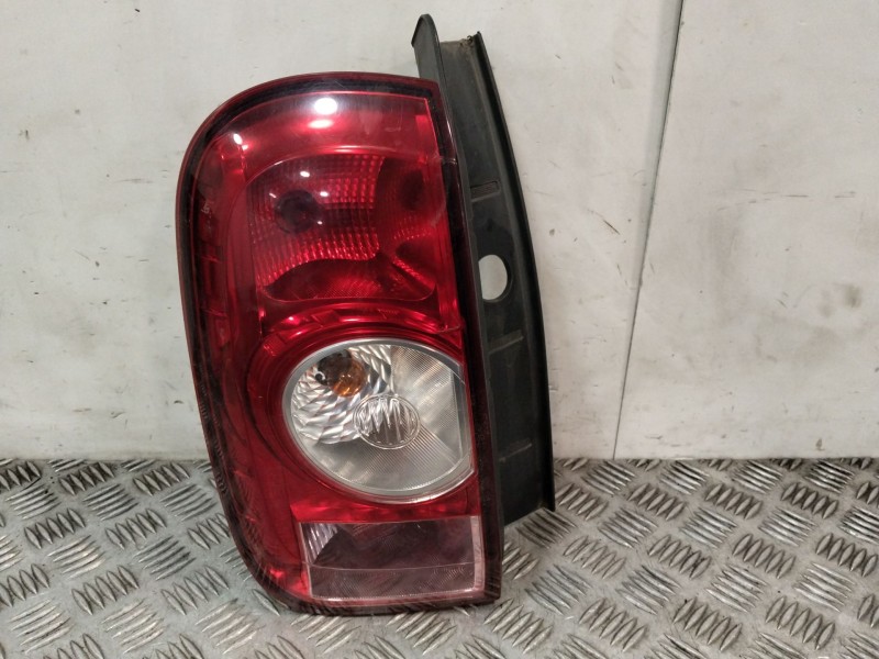 Recambio de piloto trasero izquierdo para dacia duster (hs_) 1.5 dci referencia OEM IAM 265550035R  
