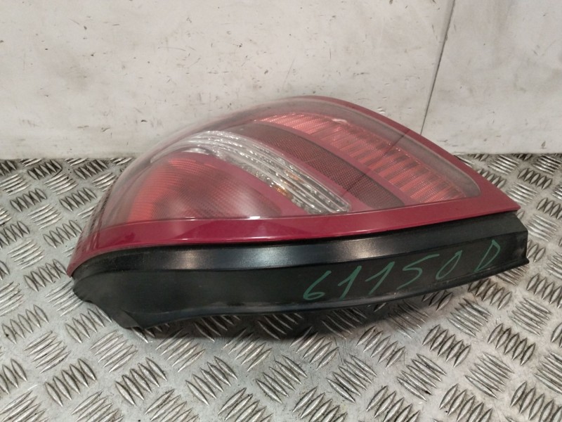 Recambio de piloto trasero derecho para nissan almera ii hatchback (n16) 1.5 dci referencia OEM IAM 26550BN011R  