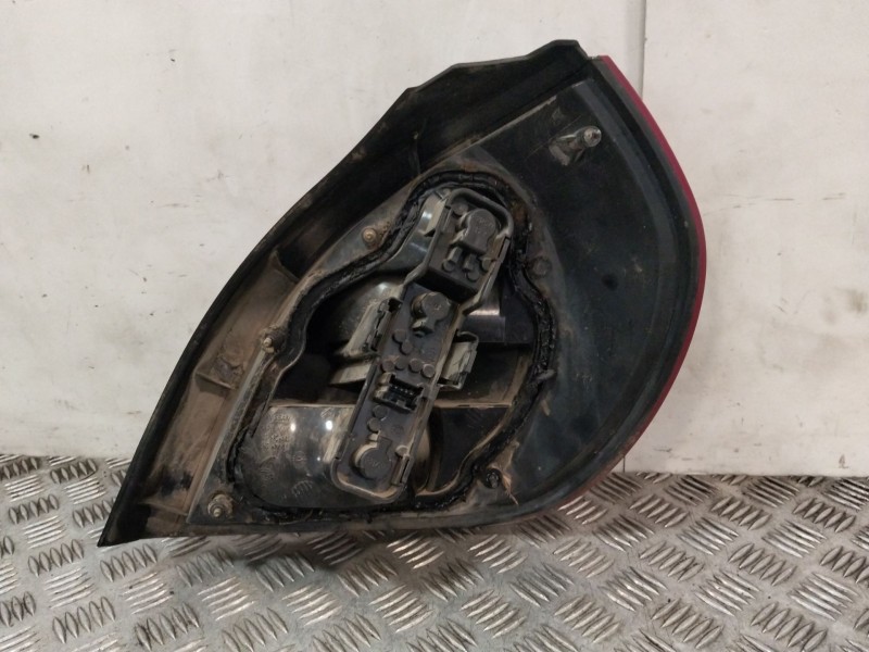 Recambio de piloto trasero izquierdo para nissan almera ii hatchback (n16) 1.5 dci referencia OEM IAM 26550BN010  