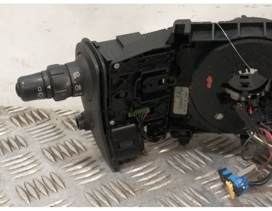 Recambio de mando multifuncion para renault scénic ii (jm0/1_) 1.6 (jm0c, jm0j, jm1b) referencia OEM IAM 6188052  