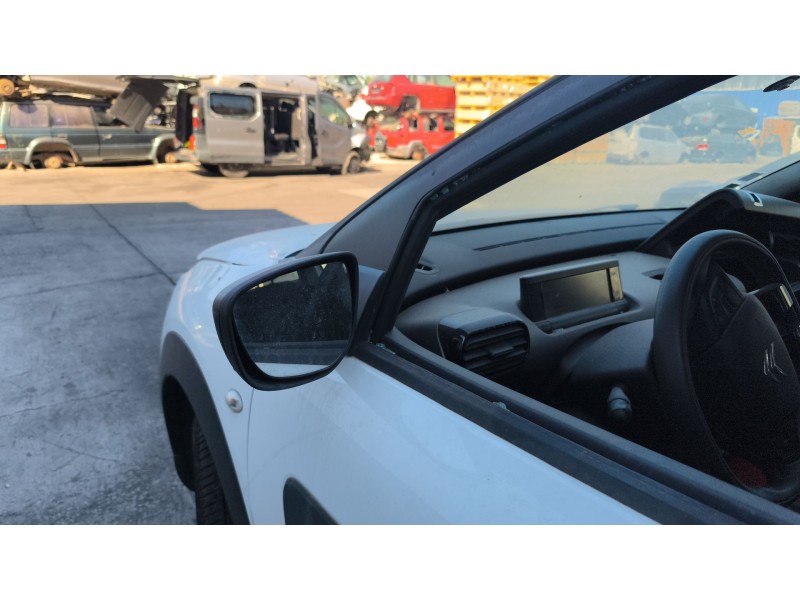 Recambio de retrovisor izquierdo para citroën c4 cactus 1.2 vti 82 referencia OEM IAM 98016918XT  