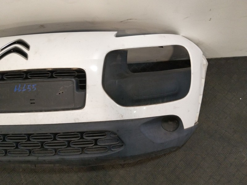 Recambio de paragolpes delantero para citroën c4 cactus 1.2 vti 82 referencia OEM IAM 1611364880  