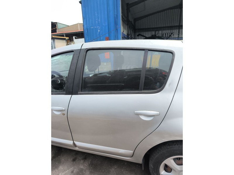 Recambio de puerta trasera izquierda para dacia sandero (bs_) 1.5 dci referencia OEM IAM 821018232R  