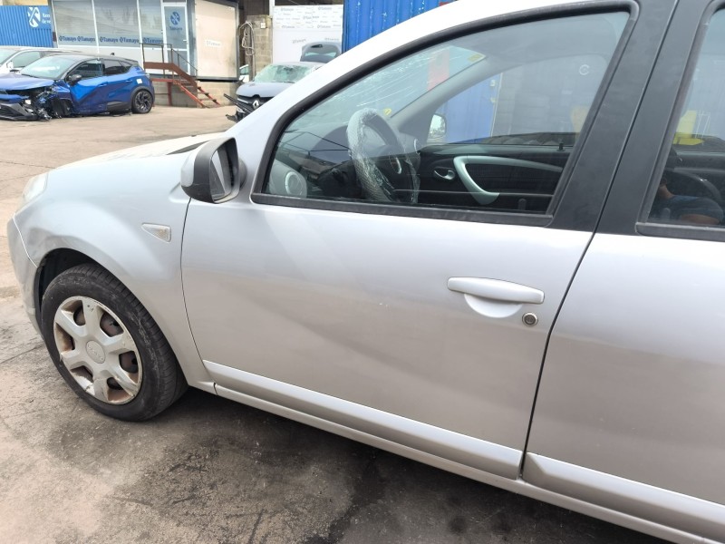 Recambio de puerta delantera izquierda para dacia sandero (bs_) 1.5 dci referencia OEM IAM 801011499R  