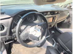 Recambio de volante para toyota auris (_e18_) 1.6 (zre181_, zre185_) referencia OEM IAM 622837800  