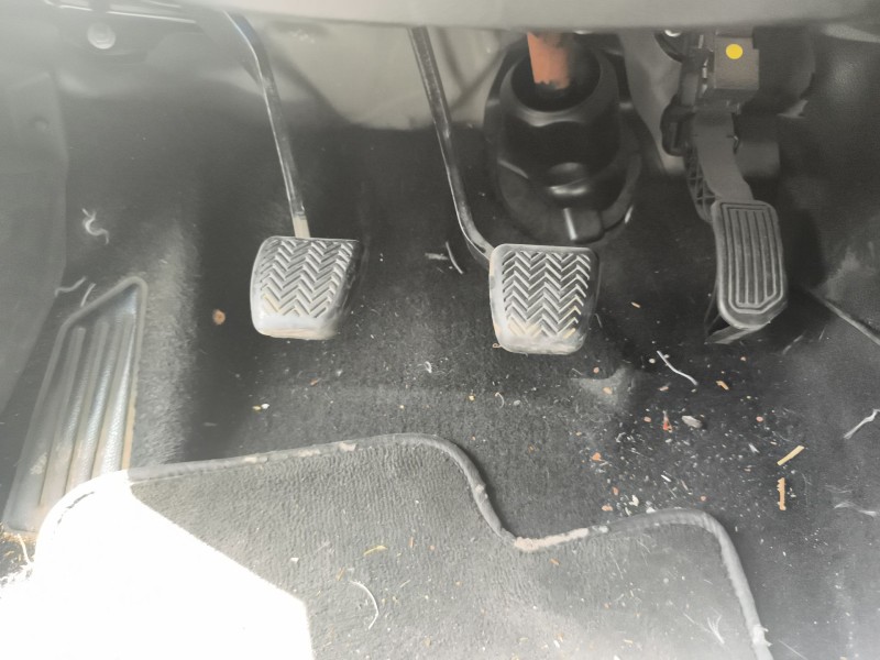 Recambio de pedal freno para toyota auris (_e18_) 1.6 (zre181_, zre185_) referencia OEM IAM   