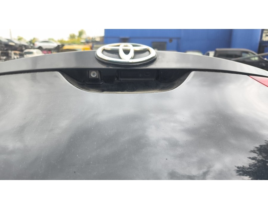 Recambio de maneta exterior porton para toyota auris (_e18_) 1.6 (zre181_, zre185_) referencia OEM IAM 6943002030  