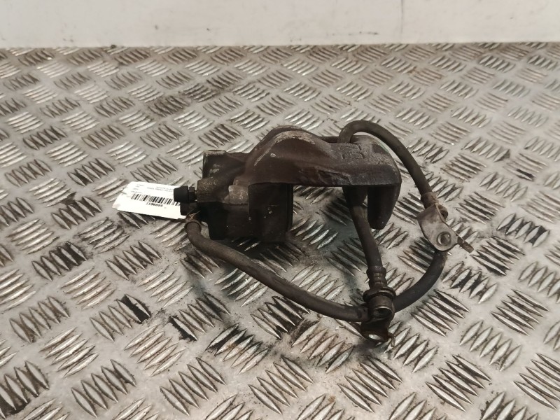 Recambio de pinza freno delantera derecha para toyota auris (_e18_) 1.4 d-4d (nde180_) referencia OEM IAM   