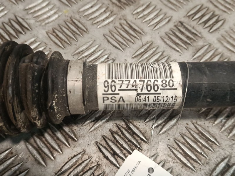Recambio de transmision delantera derecha para citroën c4 cactus 1.2 vti 82 referencia OEM IAM 9677476680  